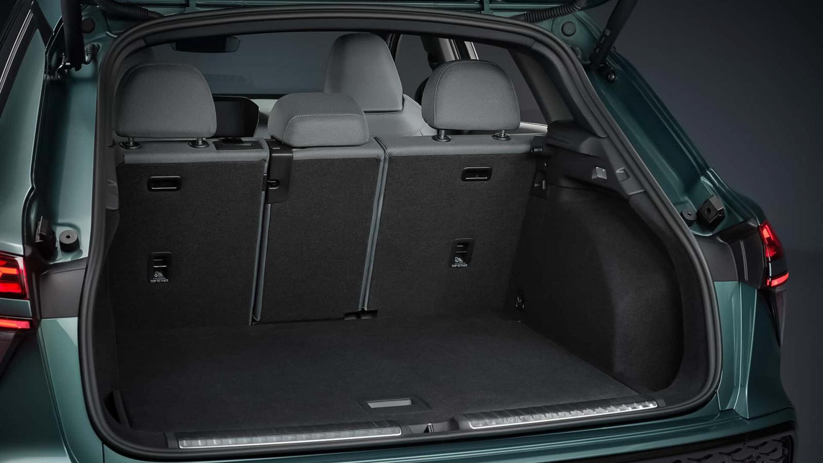 Ντεμπούτο για το νέο Audi Q3 με έως 272 ίππους 